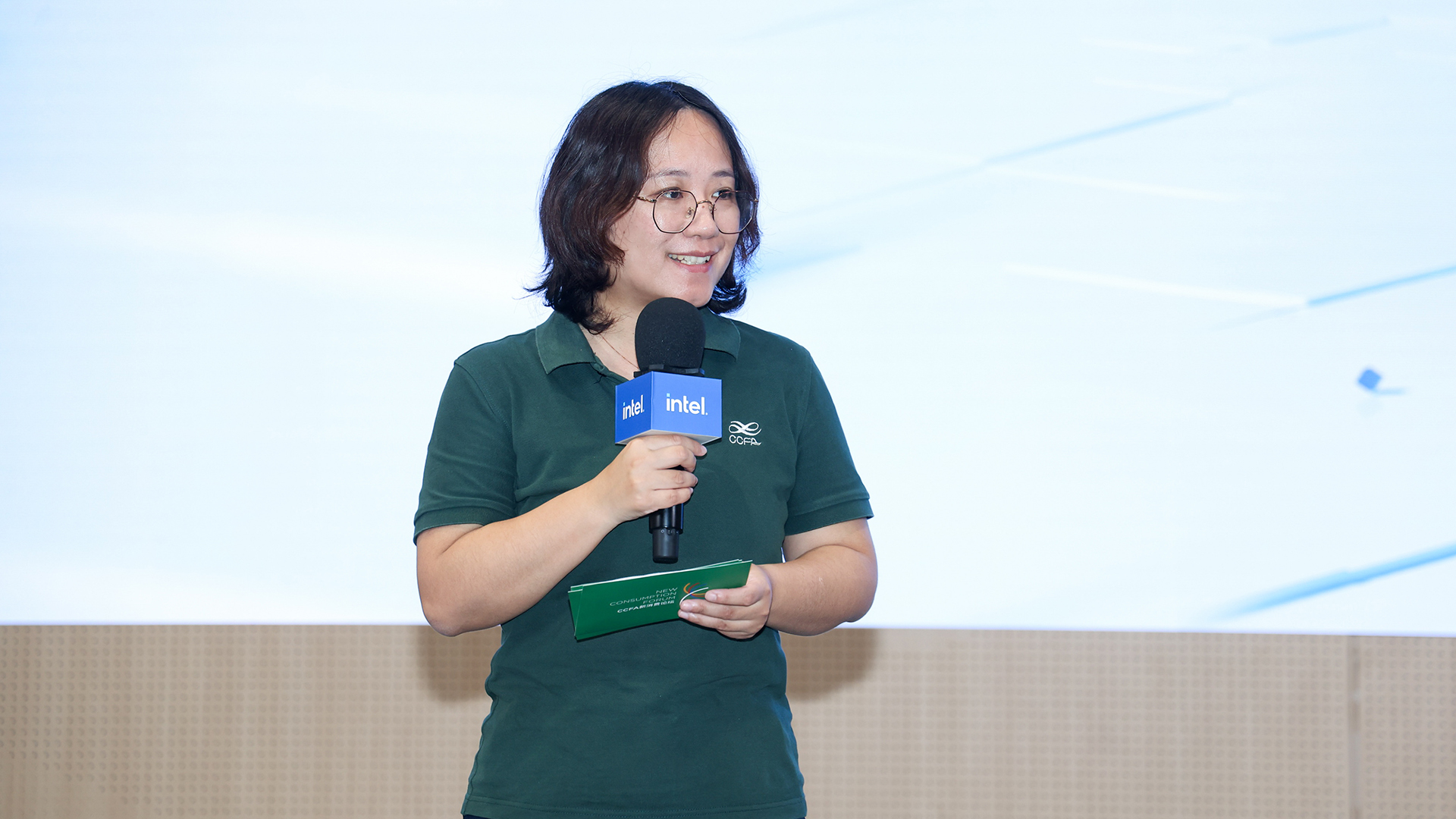 newsroom-prc-yangwen-杨雯-2