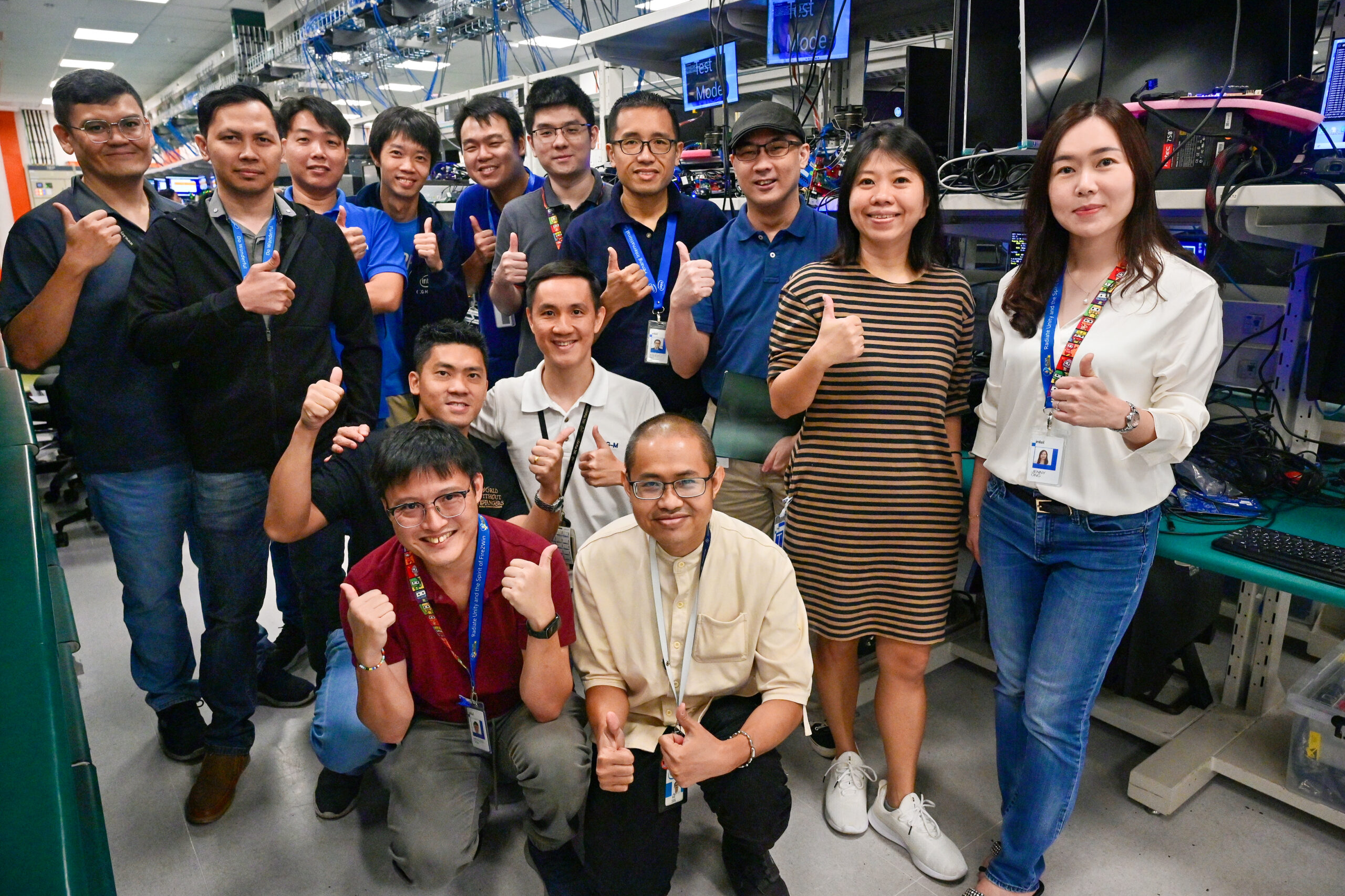 Intel engineers gather for a photo at the company’s Client Com